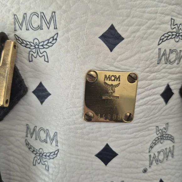 MCM Purse - Picture 4 of 11